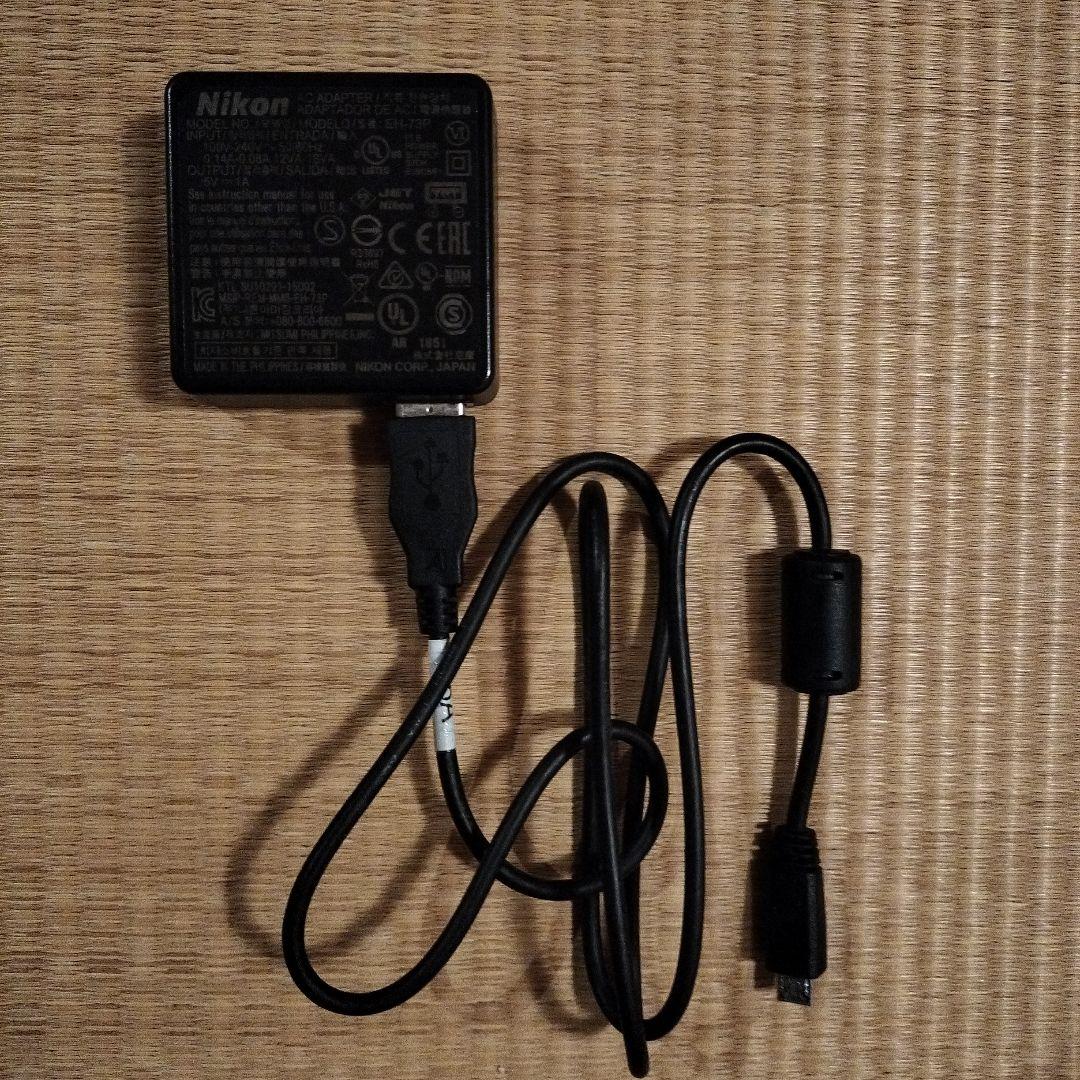 Nikon COOLPIX W150 防水・耐衝撃カメラ 花柄