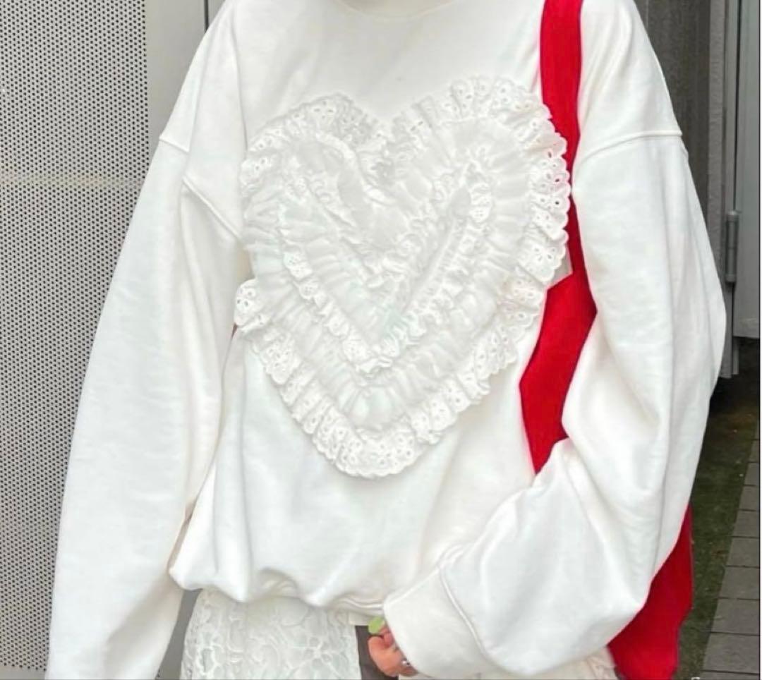 poppy スウェット　ハート