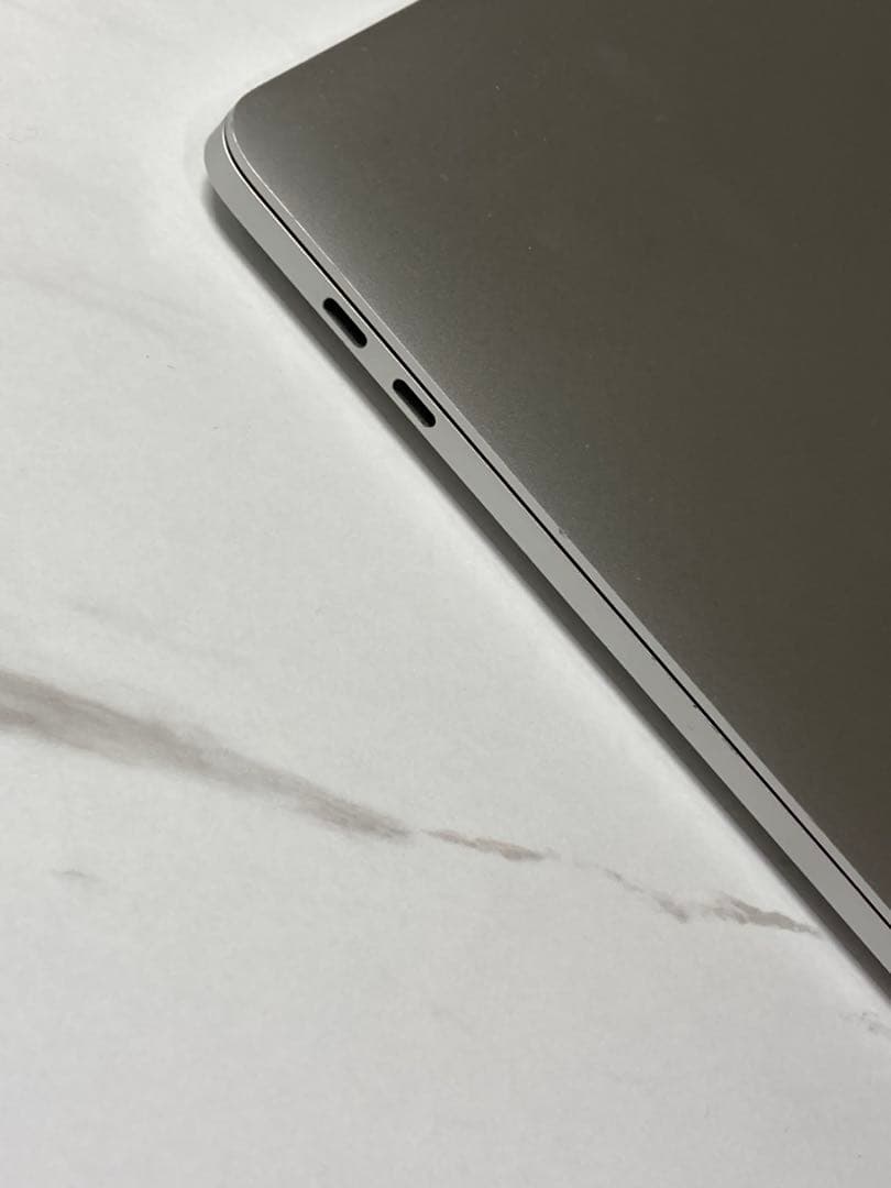 MacBook本体 Apple MacBook Pro 13inch 16GB 512GB 2020