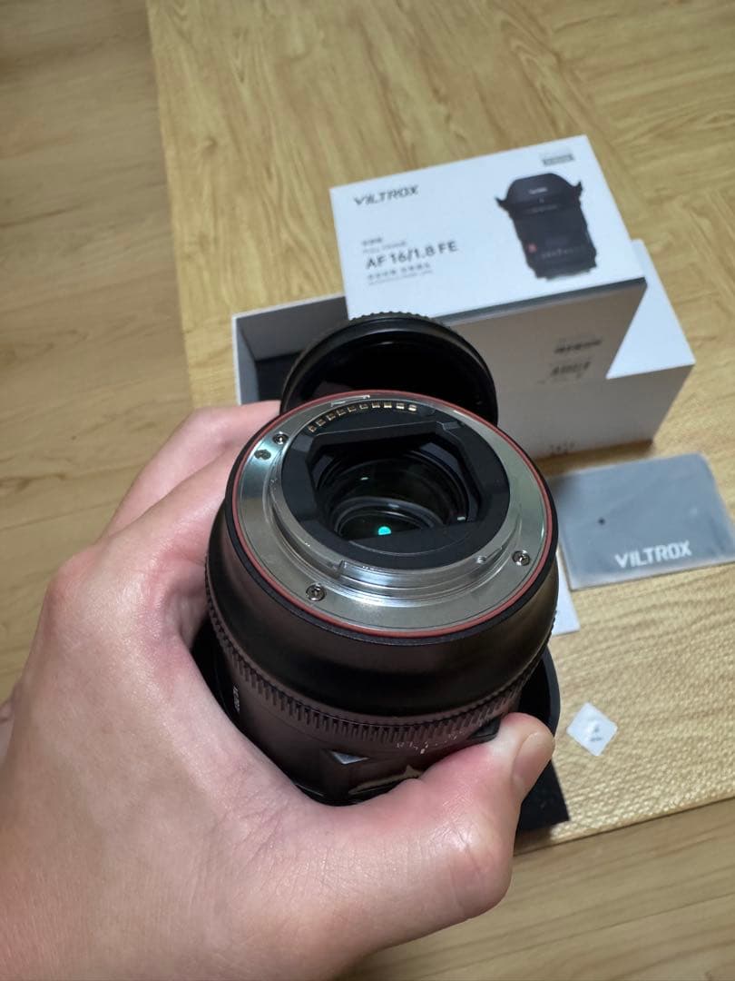 VILTROX AF 16/1.8 FE 単焦点レンズ　SONY