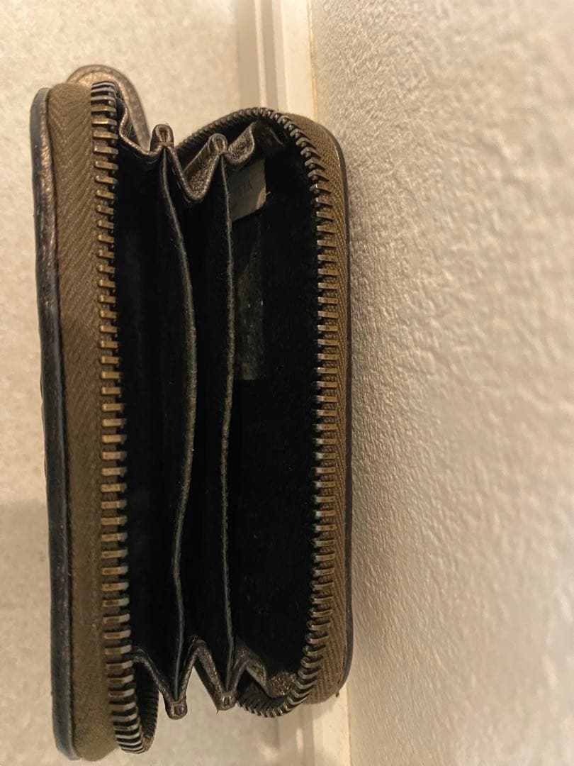 ボッテガヴェネタ ケース　メタリックブロンズ