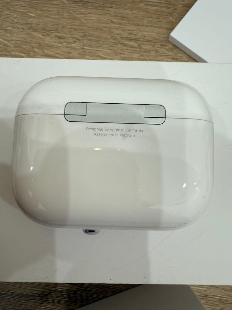 AirPods pro 3 エアポッズ　イヤホン　Apple