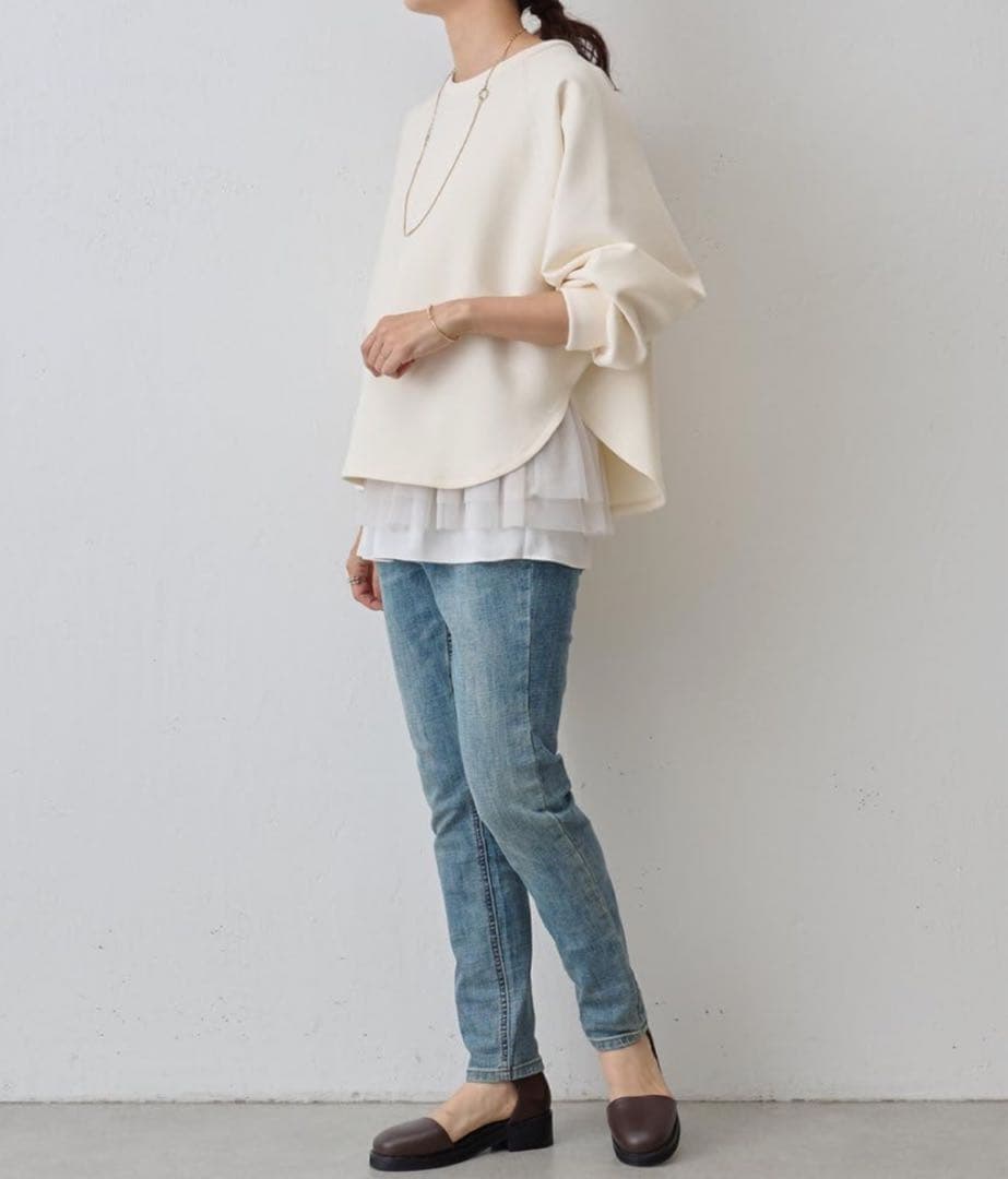 【24AW極美品】BEARDSLEY ダンボールサークルプルオーバー アイボリー