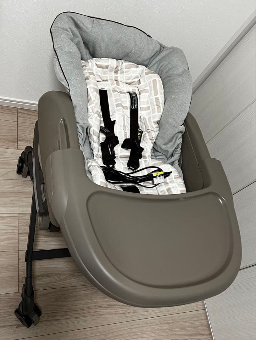 y*2様 【美品】Combi ネムリラ AUTO SWING(電動)