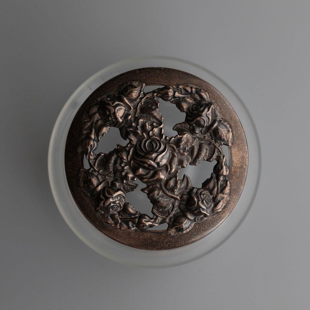 英国アンティーク1920年頃　純銀透かし彫り蓋ガラスポプリジャー 大型サイズ