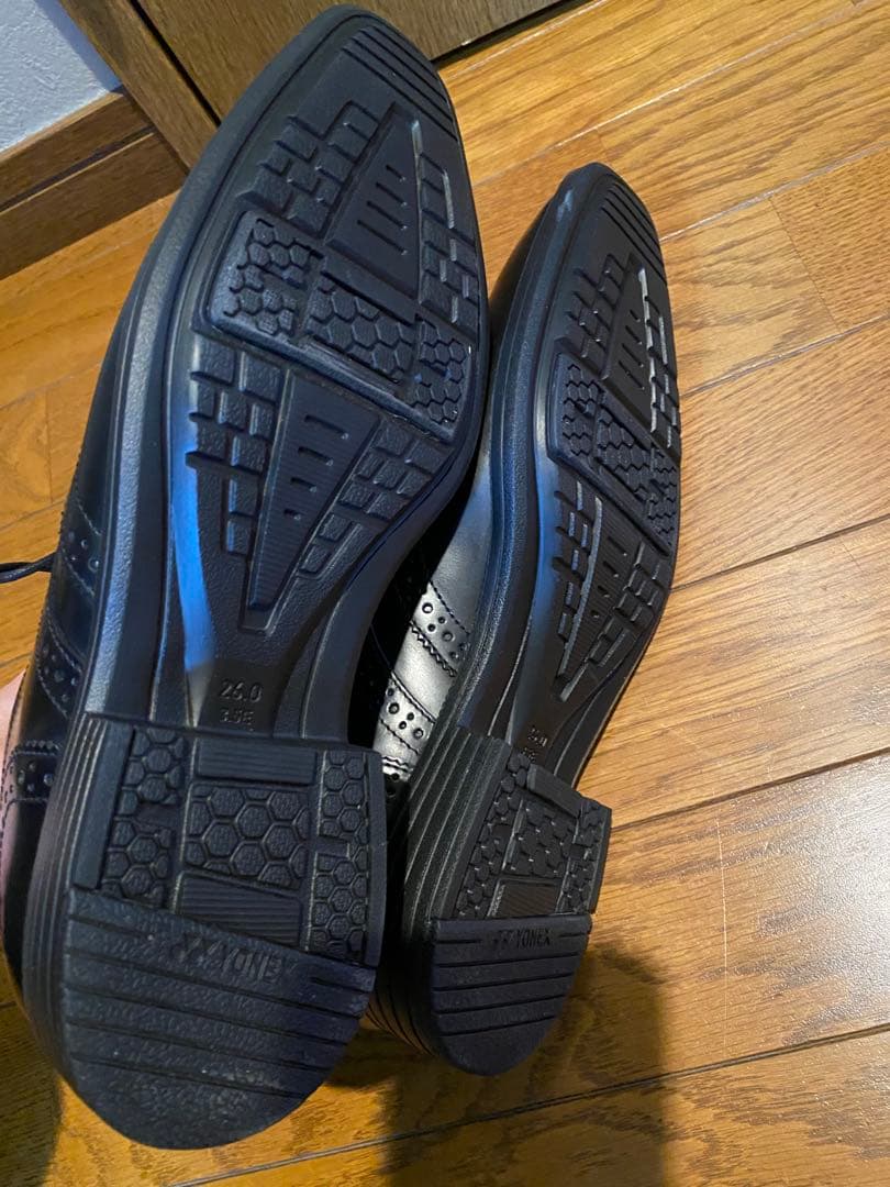 新品未使用　yonex ウイングチップ　26.0cm