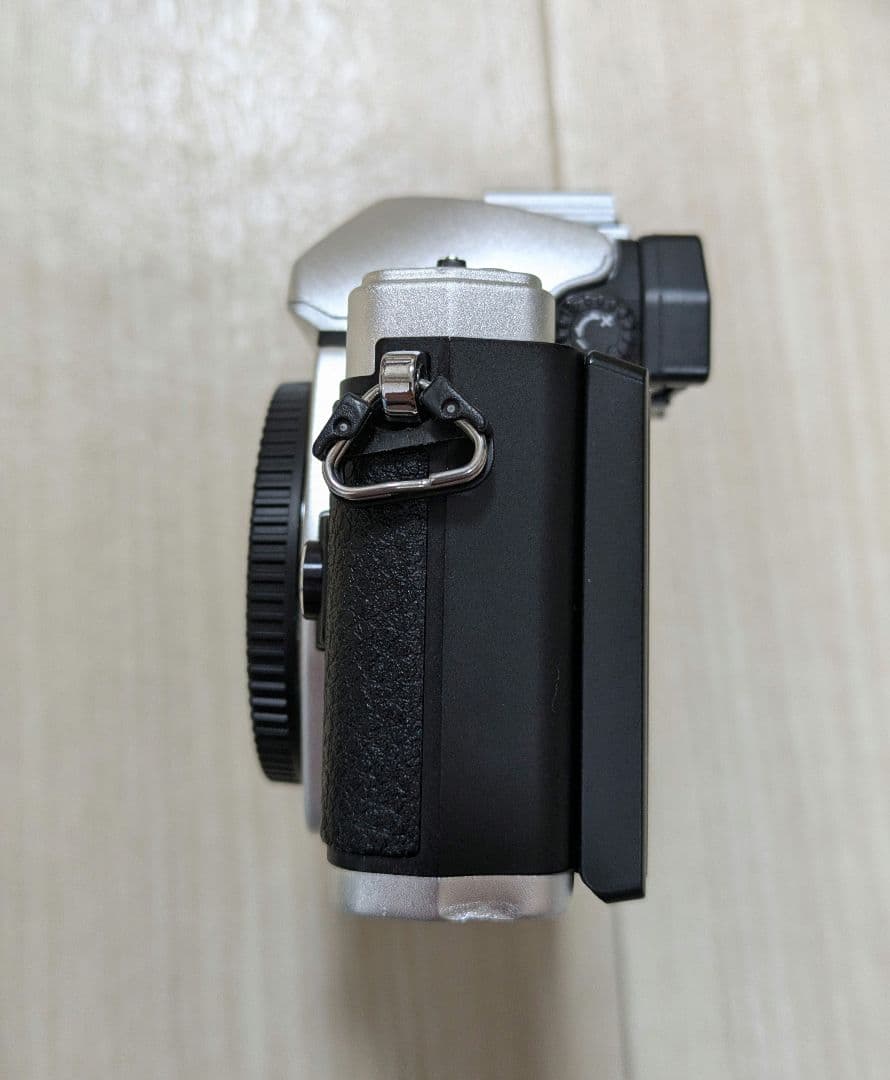 OLYMPUS OM-D E-M10 markⅡ　デジタルカメラ本体【ジャンク】