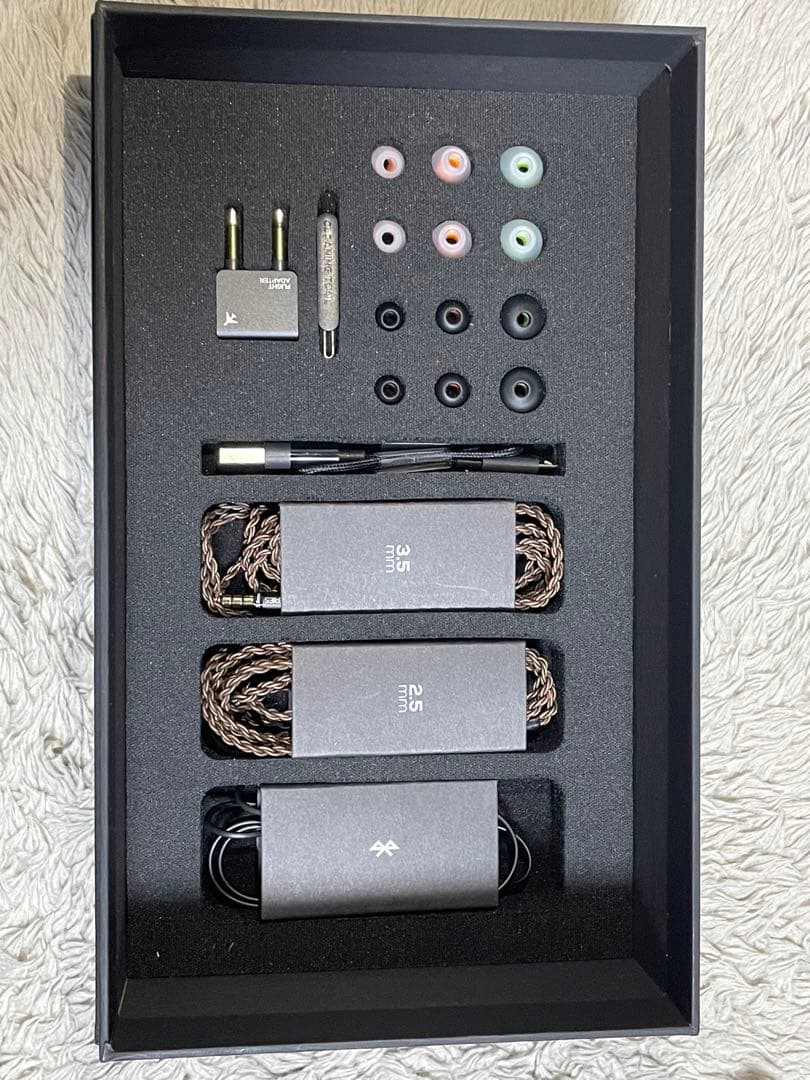 ヘッドホン AKG N5005