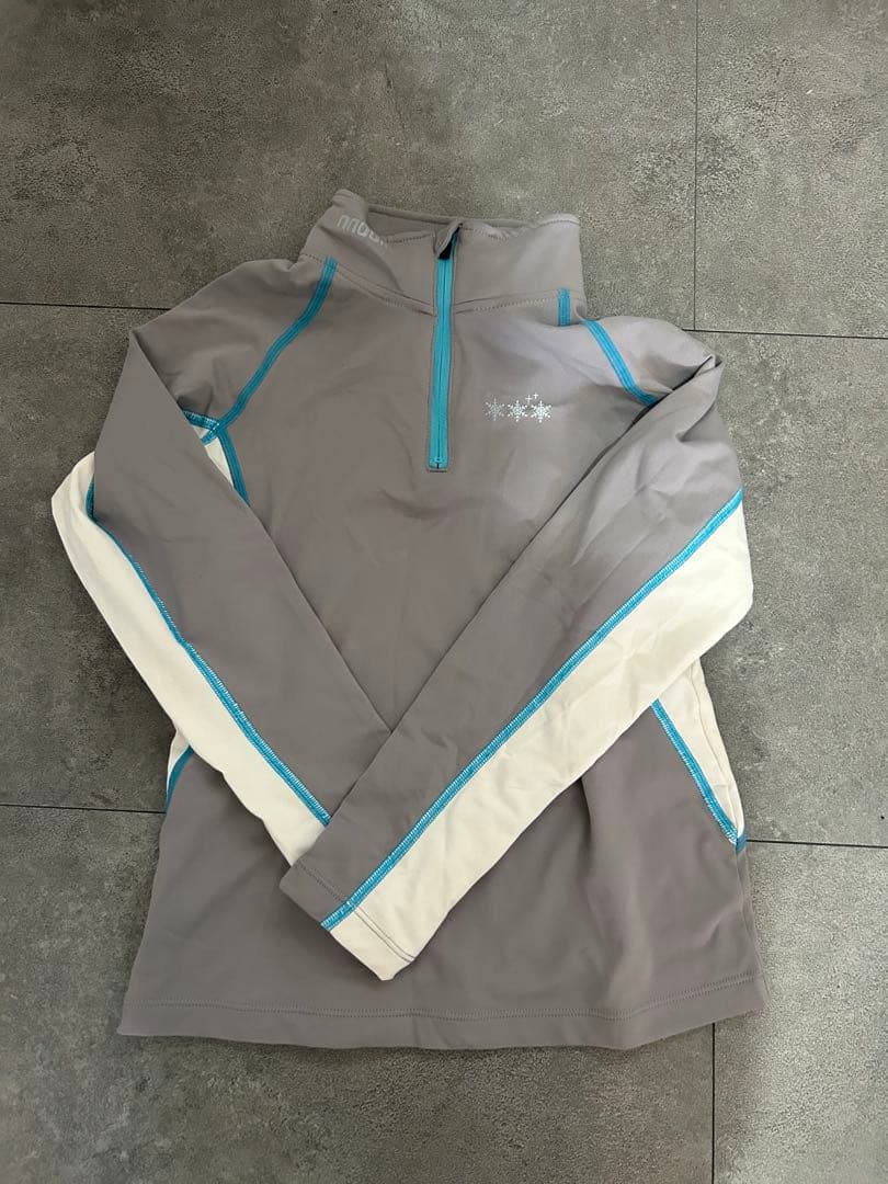 NNOUMキッズスキーウェア130