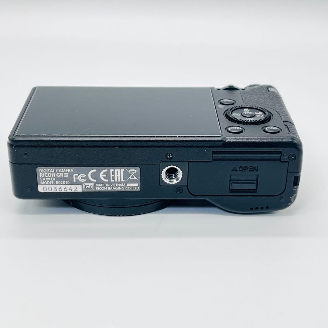 5092ショット　RICOH GR3