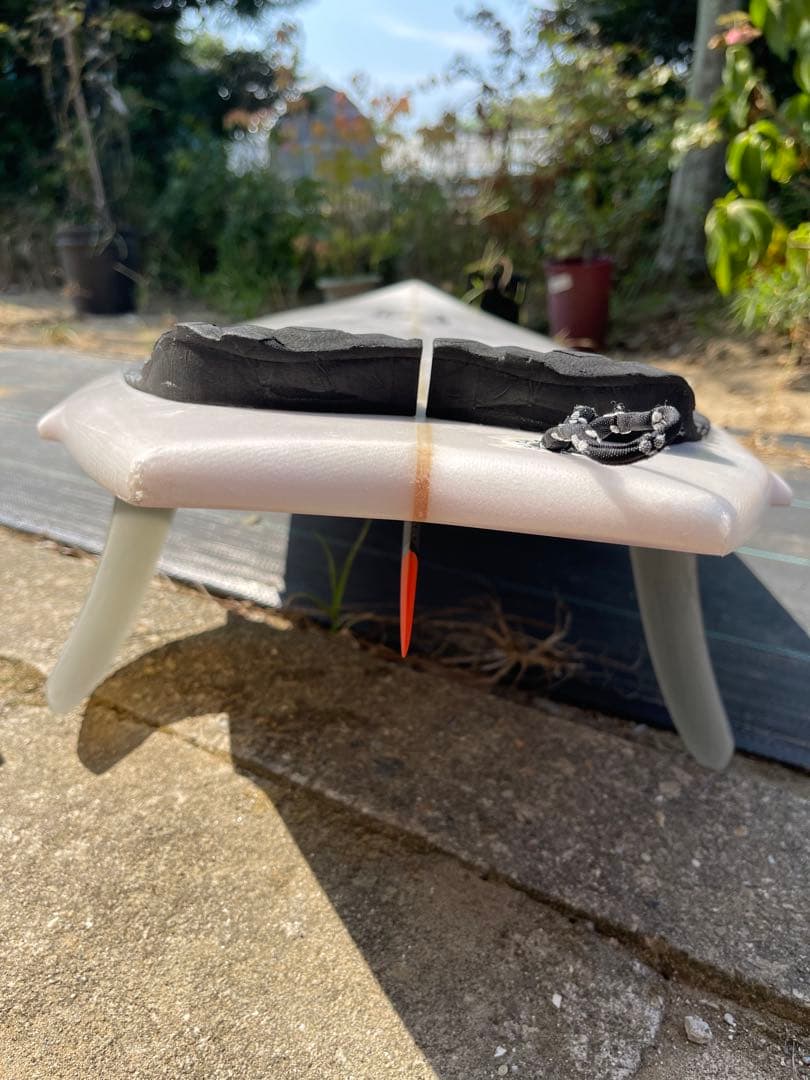 【アルメリック】Channel s Twin Fin 5’7”