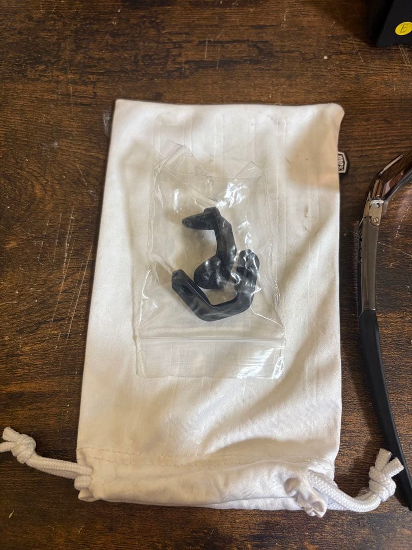 100% ワンハンドレッド　AEROCRAFTサングラス