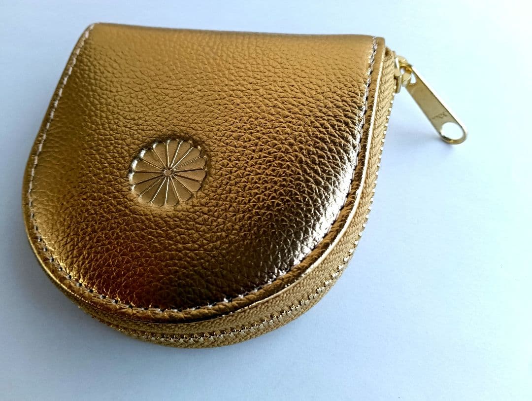 皇居　財布 菊の御紋 ケース　小銭入れ　馬蹄型 ゴールド　牛革
