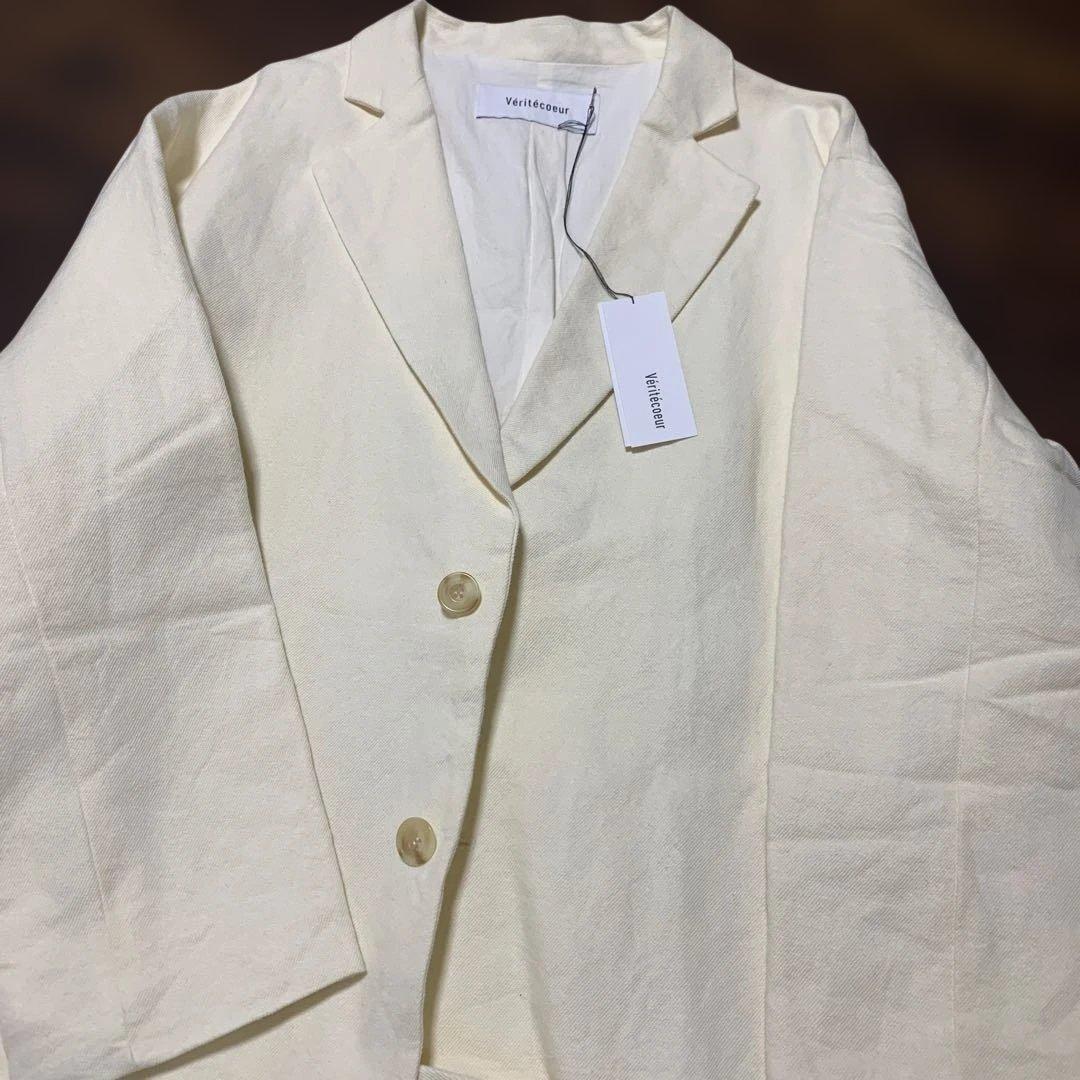ヴェリテクール　未使用品　アイボリージャケット