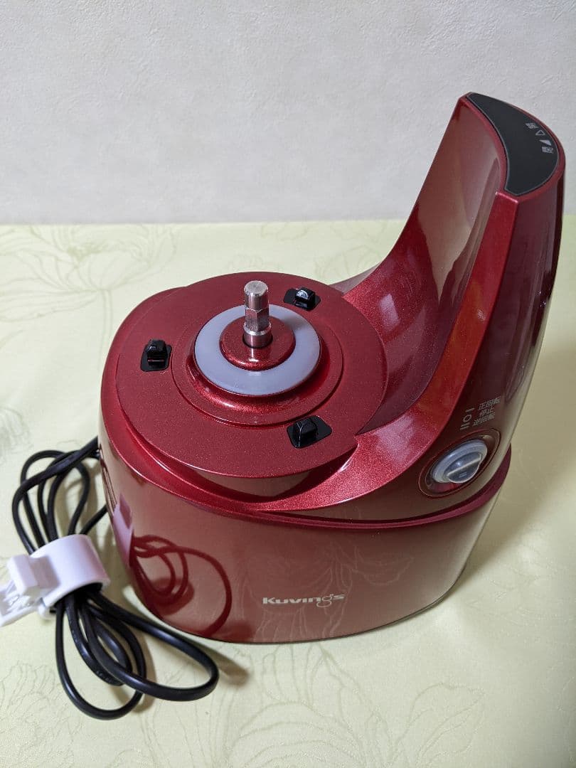 【アンアン】 クビンズホールスロージューサー JSG-641M レッド