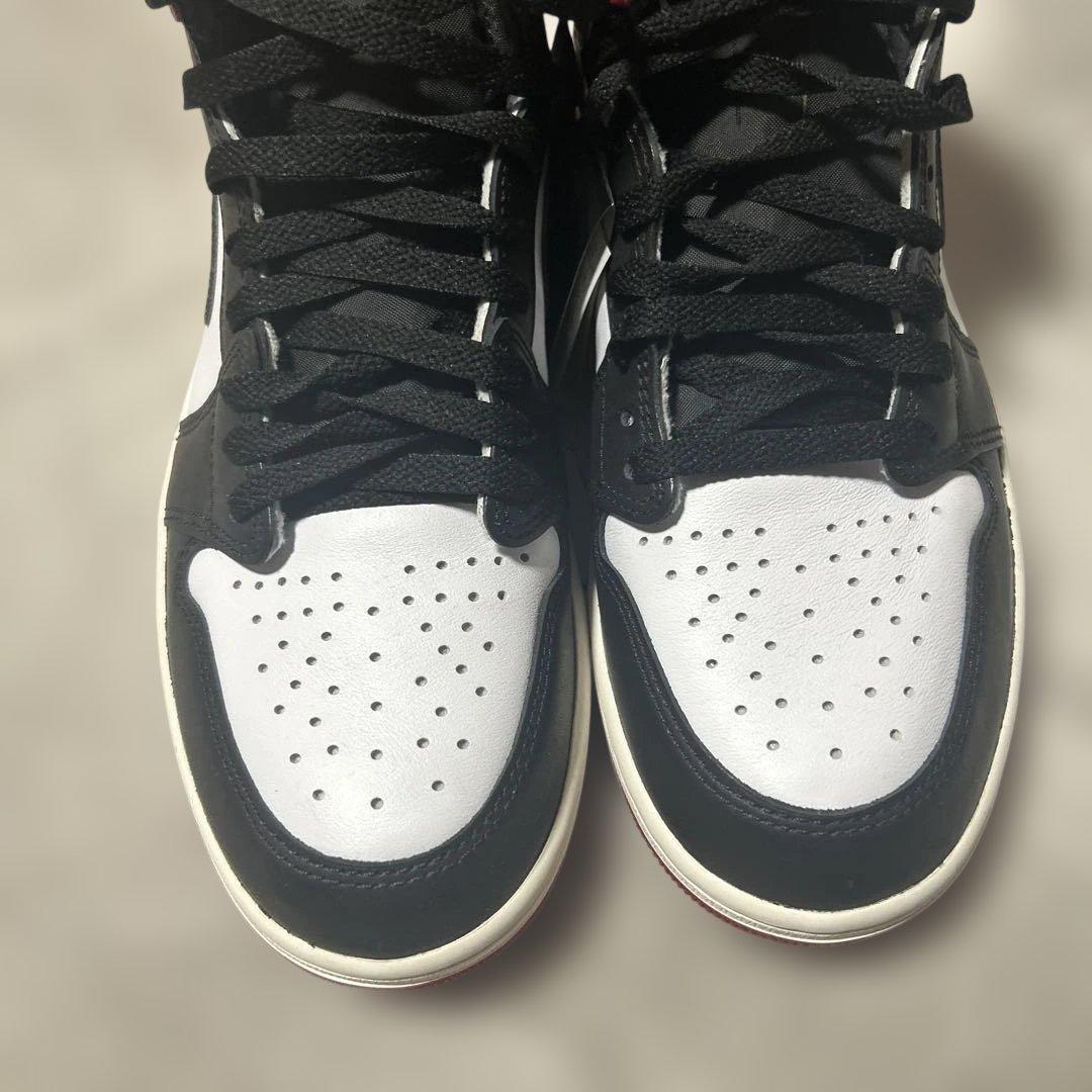 Air Jordan 1 Retro High ブラックトゥ