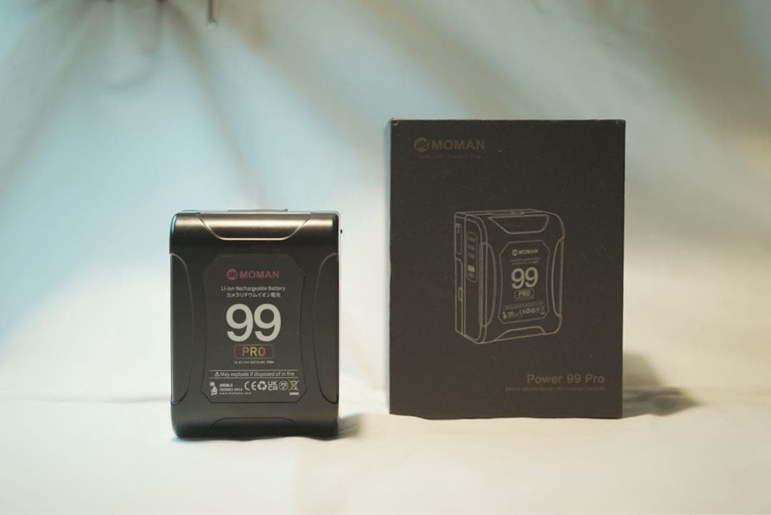MOMAN 99 PRO Vマウントバッテリー