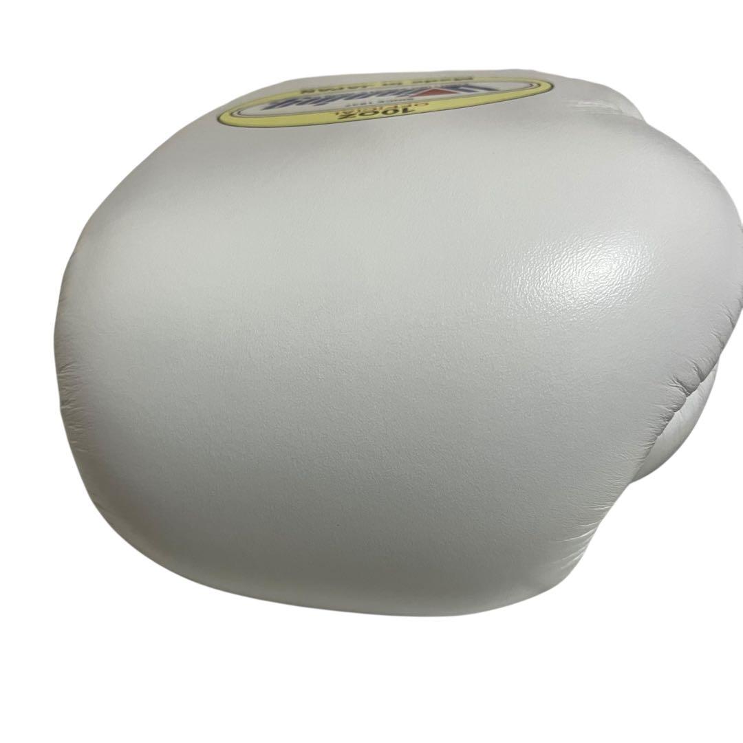 未使用品　ウイニング　ボクシング　グローブ　プロ試合用　10オンス　ひも式