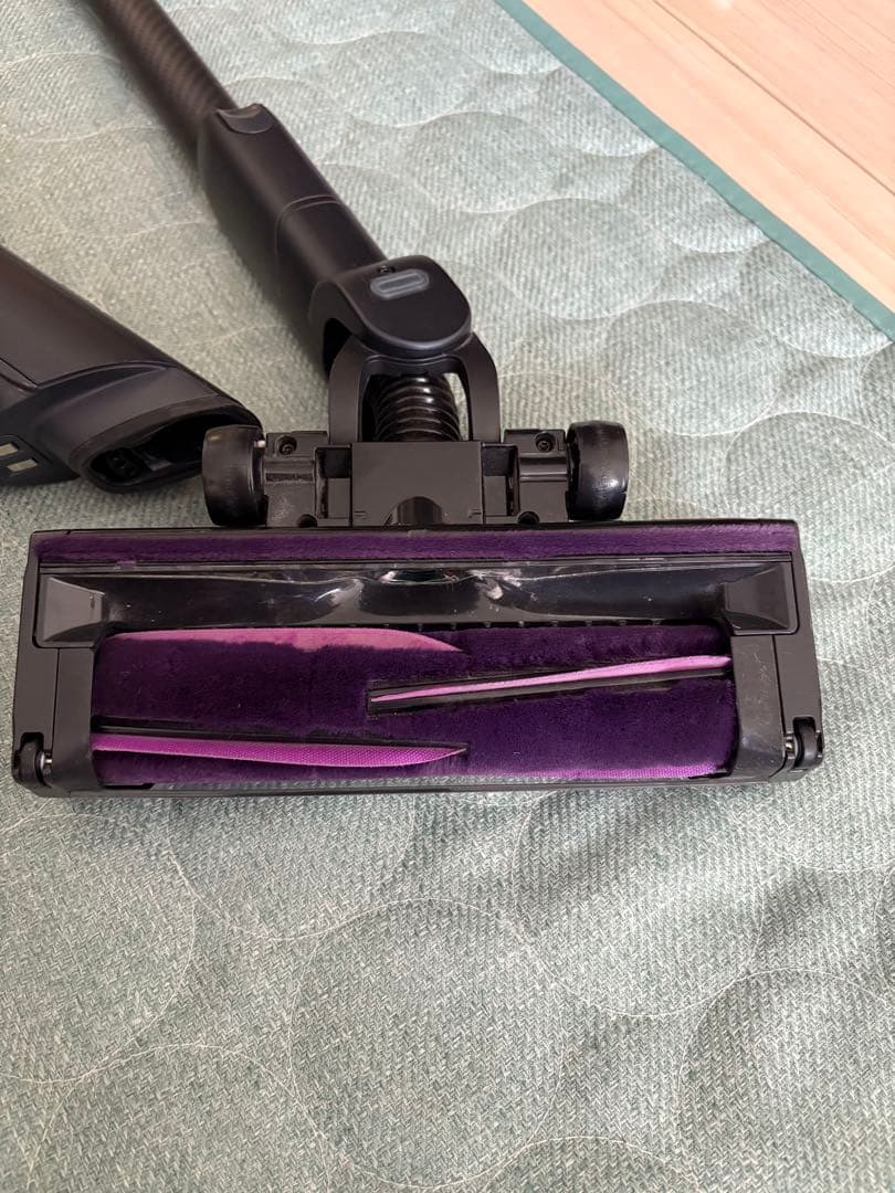 シャーク　掃除機　LC301JBK 本体のみ