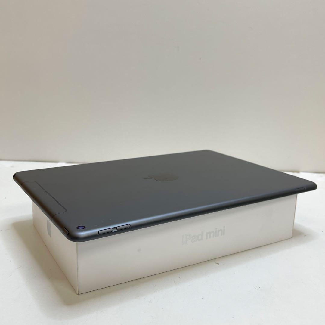 iPad Air 第3世代 64Gb Wi-Fi + Cellular 92%