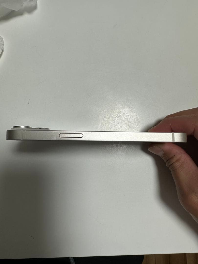 Apple iPhone 14 スターライト256GB