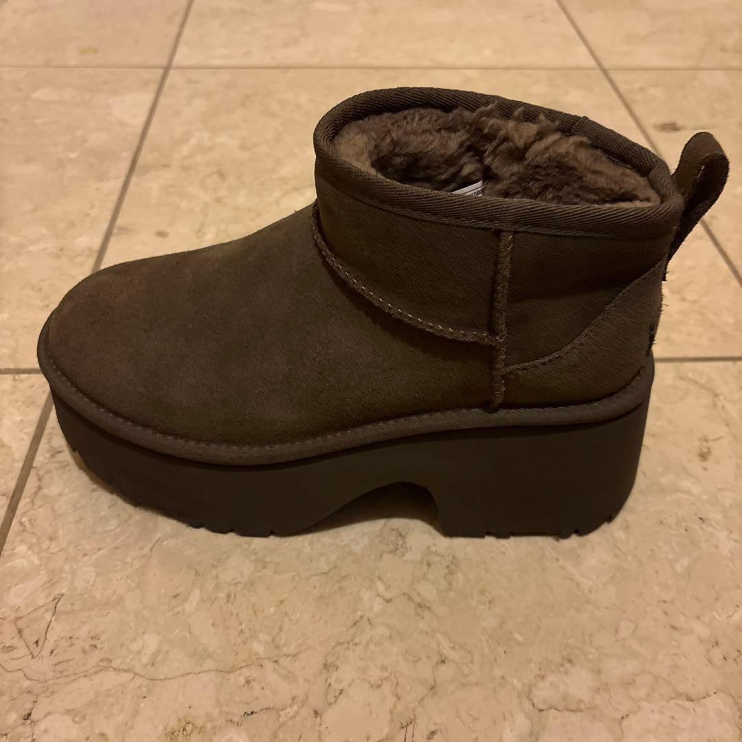 靴 UGG Classic Ultra Mini New Heights