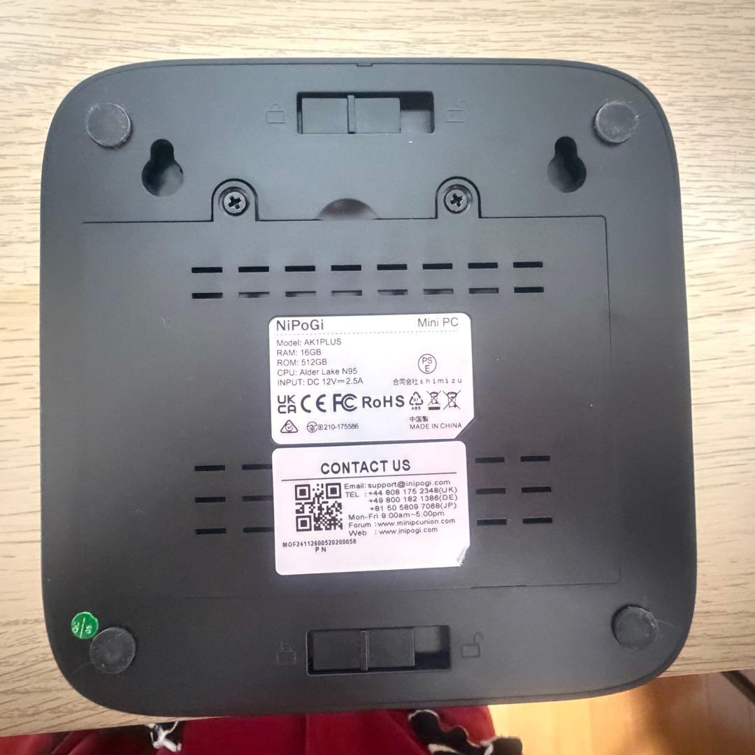 Intel ミニPC コンパクトデザイン