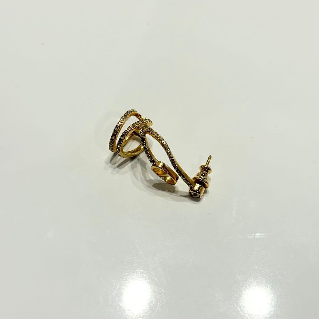 Dior イヤーカフピアス　左耳
