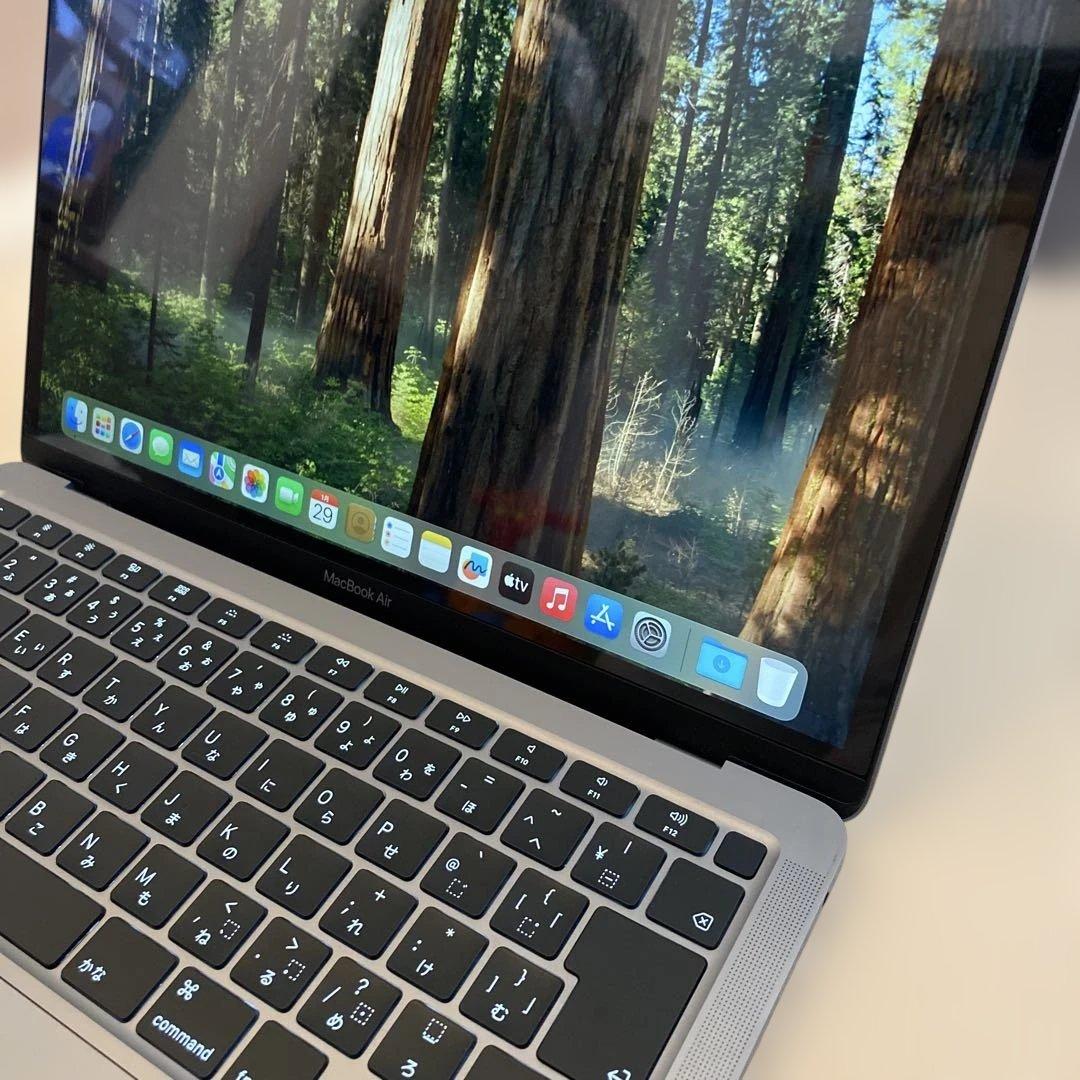 【美品】MacBook Air 2020