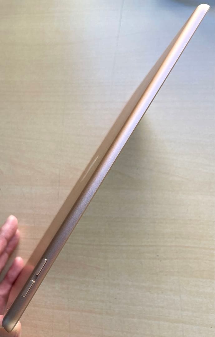iPad 第7世代　A2197 Wi-Fi　ゴールド　128GB 超美品　#4