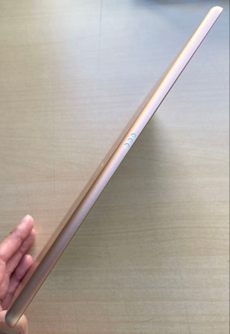 iPad 第7世代　A2197 Wi-Fi　ゴールド　128GB 超美品　#4