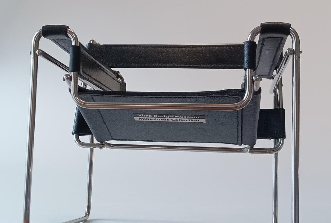 Vitra ミニチュア コレクション ワシリーチェア B3 Wassily