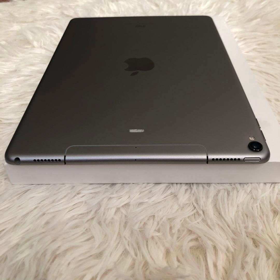 【完動品】iPad Pro 10.5 256GB Wi-Fi cellular