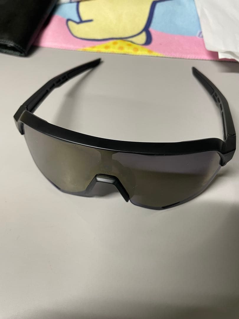 た*ろ様 100% ブラックサングラス ケース付き