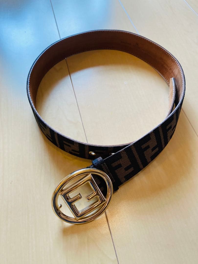 Fendi ロゴバックル ベルト ズッカ柄