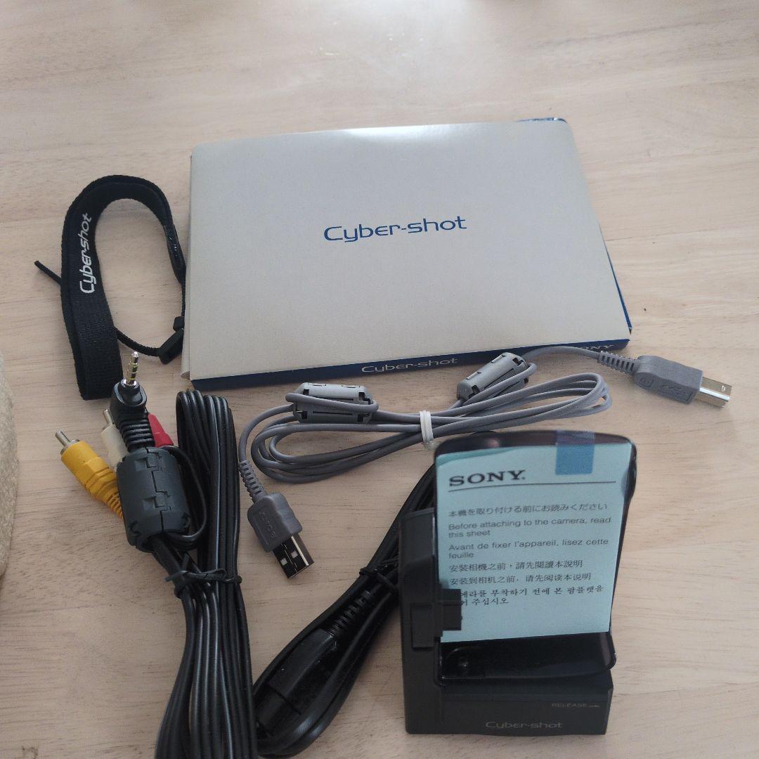 SONY Cyber-shot DSC-M1 本体と付属品