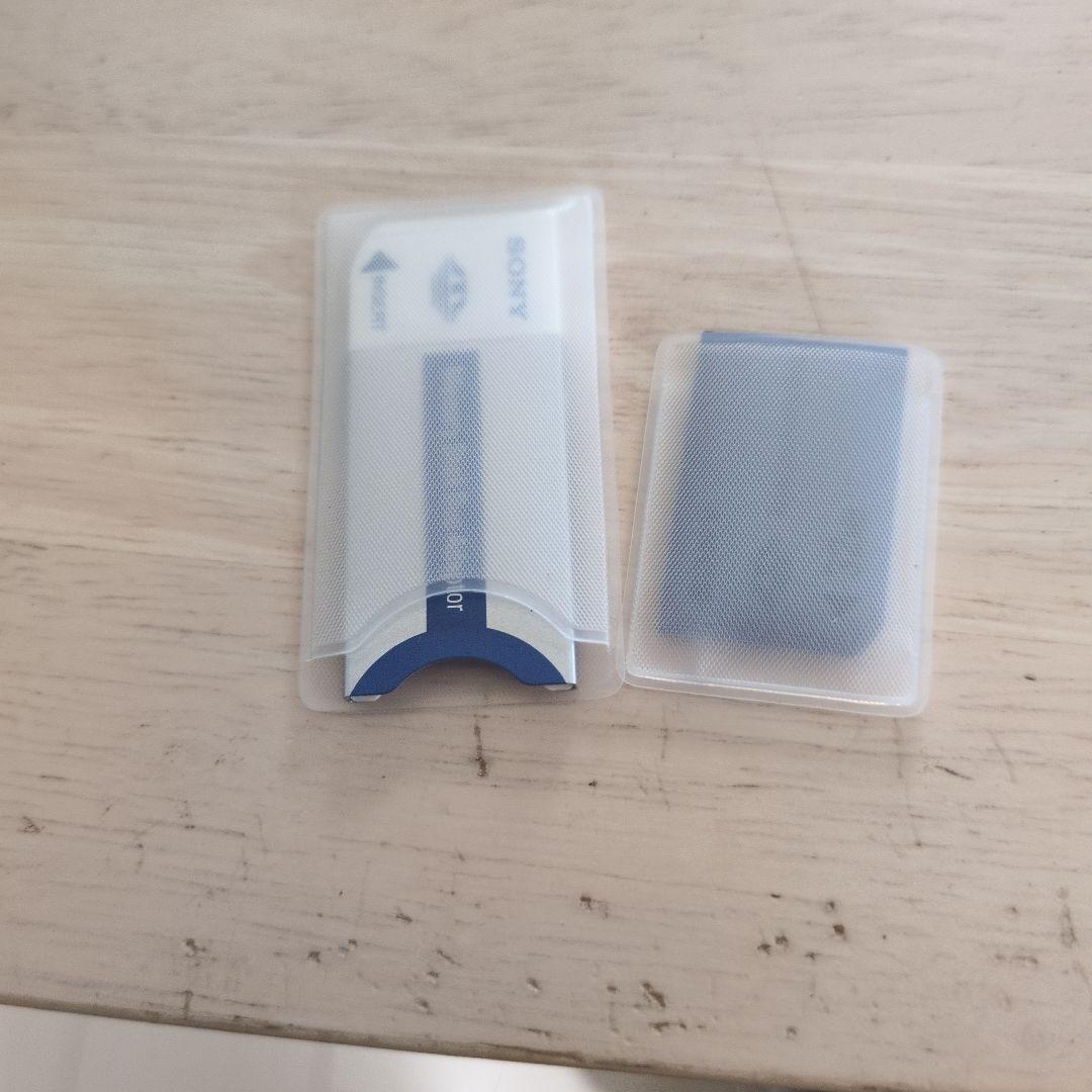 SONY Cyber-shot DSC-M1 本体と付属品