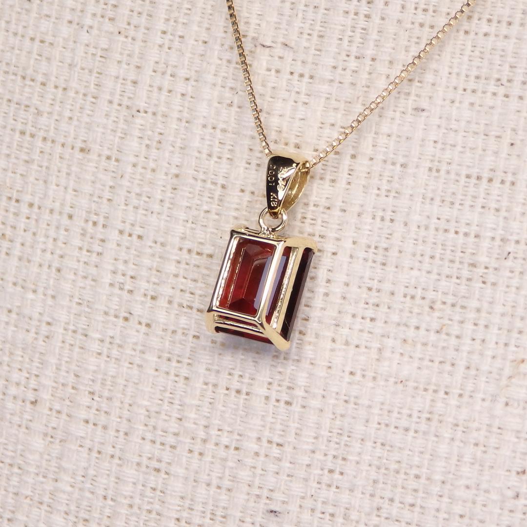 ガーネット ペンダントTOP A5188 2.679ct ゴールドK18 長角