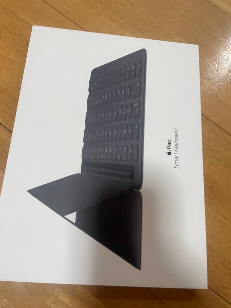 iPad本体 シルバー Smart Keyboardセット