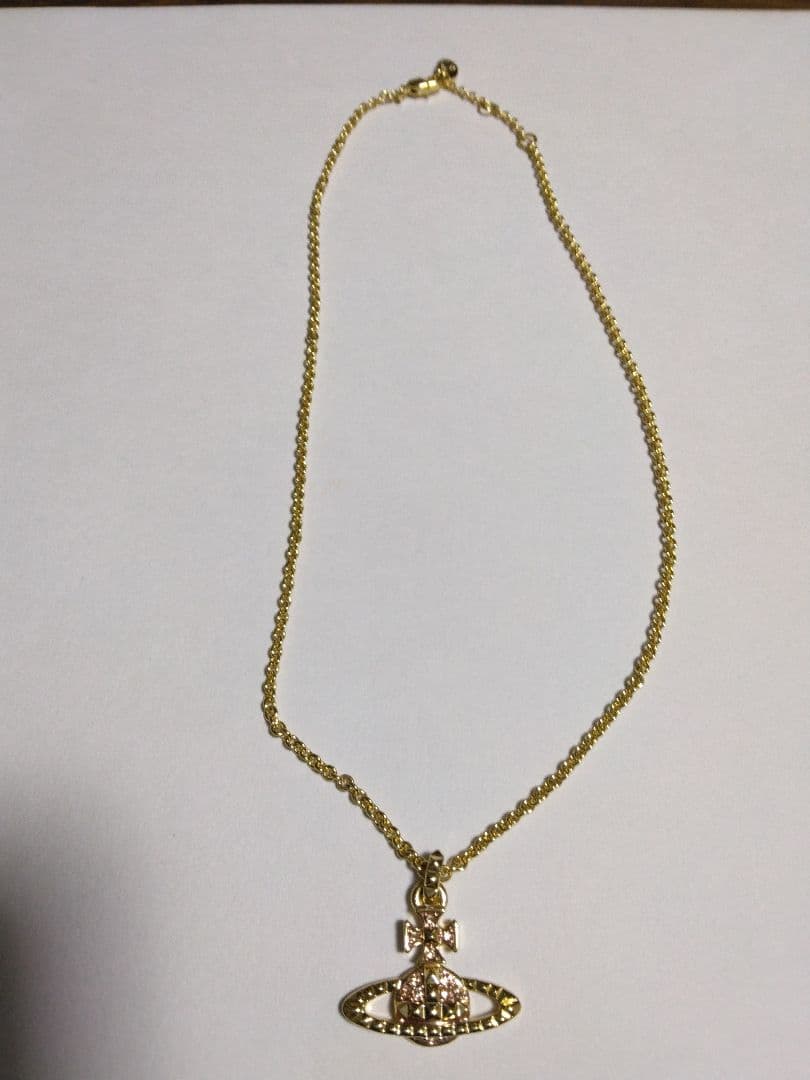 Vivienne Westwood ゴールドネックレス