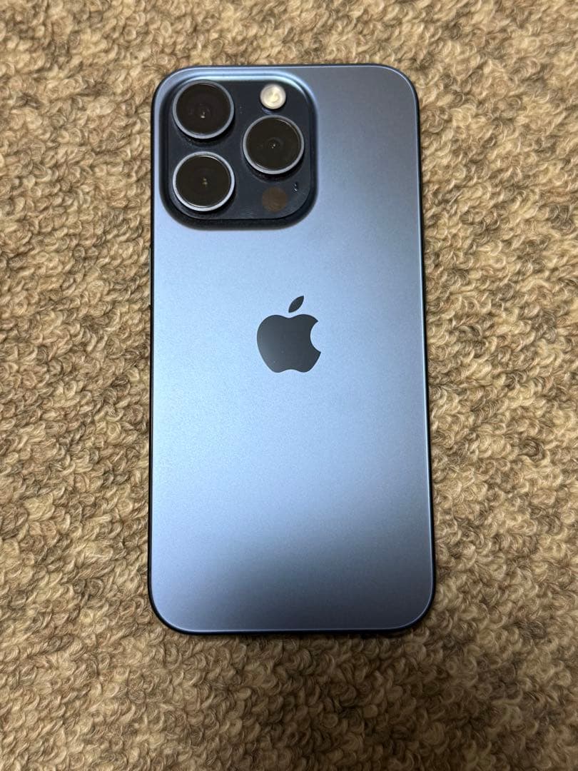 iPhone 15 pro ブルーチタニウム　512GB ジャンク　　訳あり