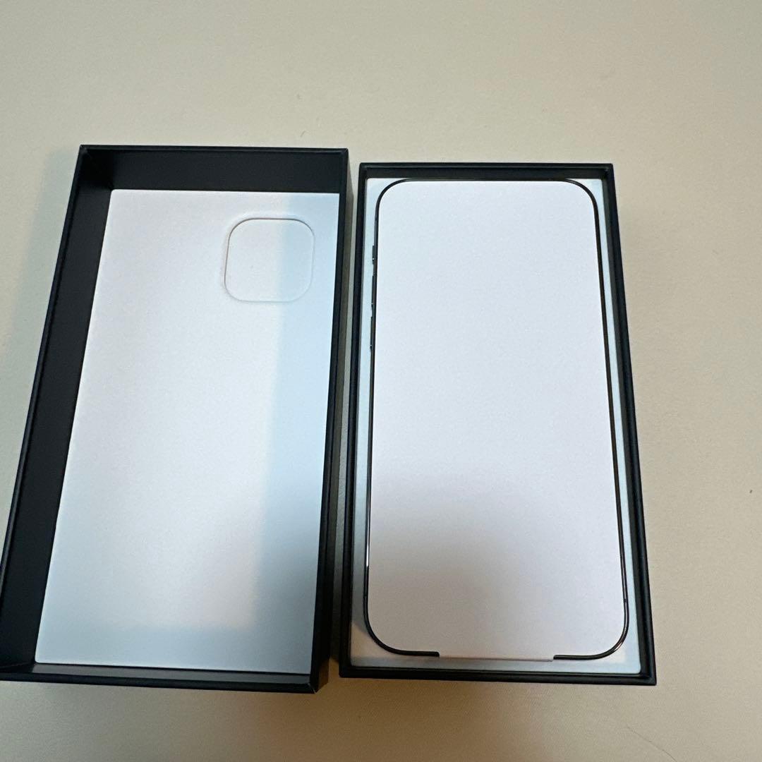 【AppleCare取替！未使用品】iPhone12proグラファイト128GB