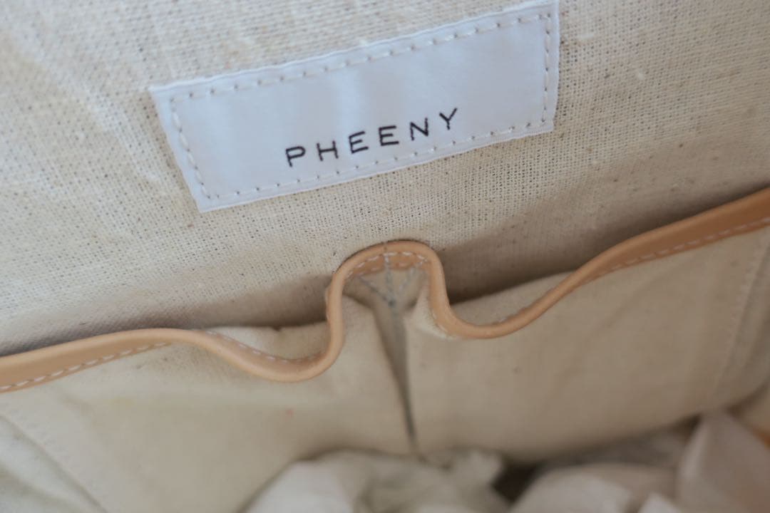 【未使用品】PHEENYフィーニー ＊スクエアバッグ