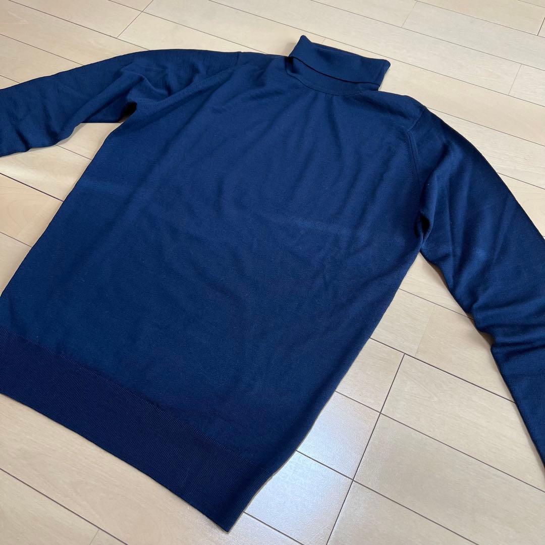 JOHN SMEDLEYタートルネックニット