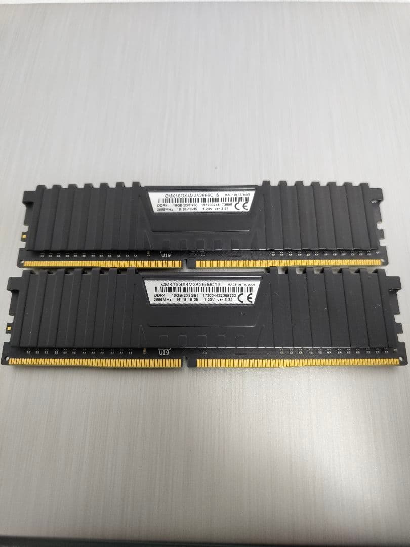コルセア CORSAIR DDR4-2666MHz デスクトップメモリ 16GB