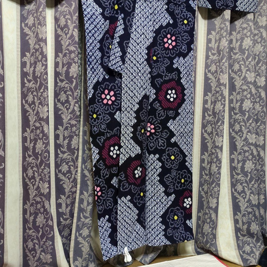 未使用に近　日本人の手縫い木綿　藍染　総絞り浴衣です。