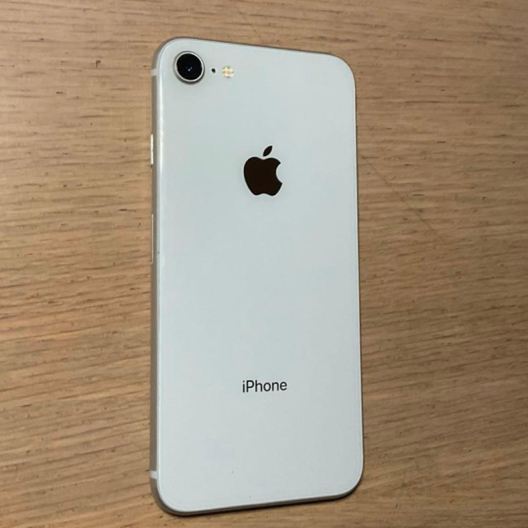 スマートフォン本体 Apple iPhone8 64GB