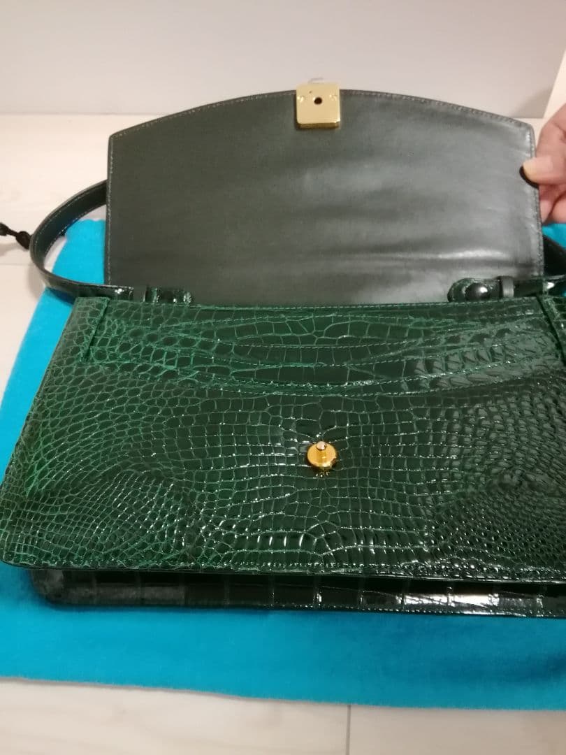 超美品　一回使用　Kaiyo　カイヨウ　クロコダイル　ハンドバッグ　グリーン