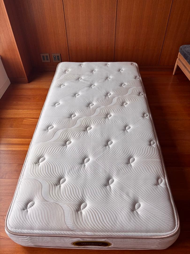 【美品】シモンズ　エグゼクティブ　プレミアム　シングル　ビューティレスト