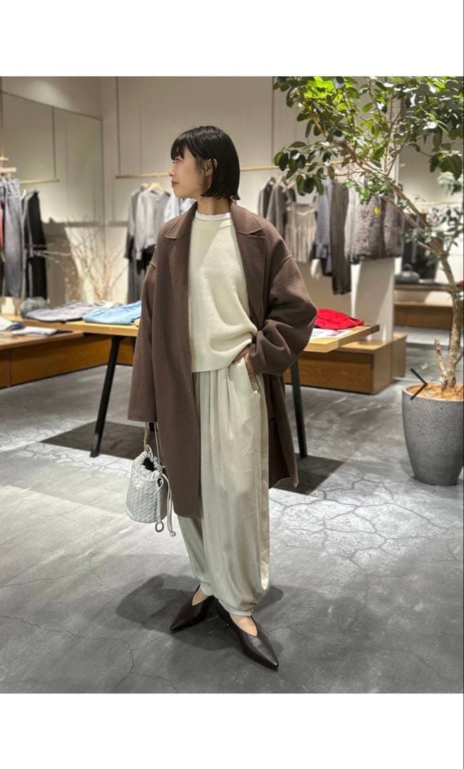 Curensology サテンタックパンツ　エクリュ　36 2025AW